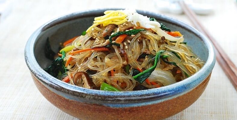 Miến Trộn Japchae – Cân Bằng Hương Vị Thanh Đạm, Ngọt Nhẹ