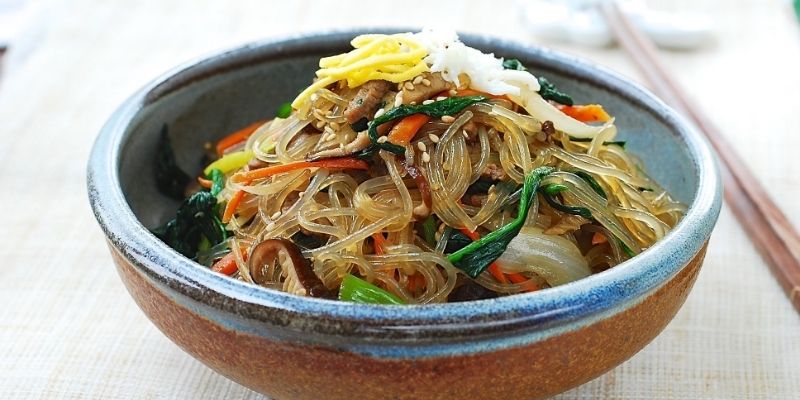 Miến Trộn Japchae – Cân Bằng Hương Vị Thanh Đạm, Ngọt Nhẹ